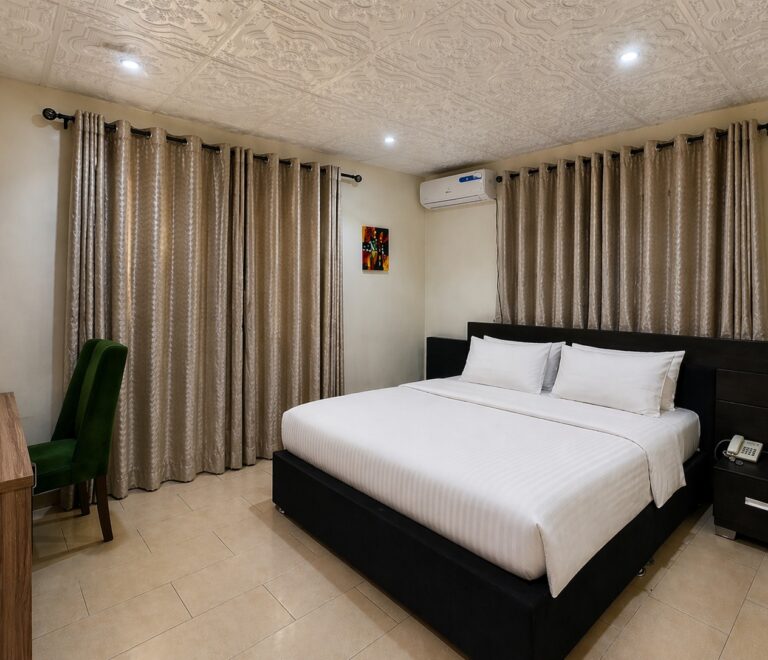CitadelDecontinental Hotel Rooms Ikeja (1)