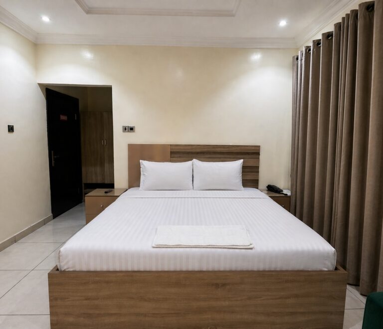 CitadelDecontinental Hotel Rooms Ikeja (3)